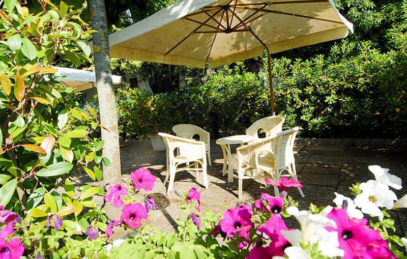 Hotel Nettuno Marina di Pietrasanta Zewnętrze zdjęcie