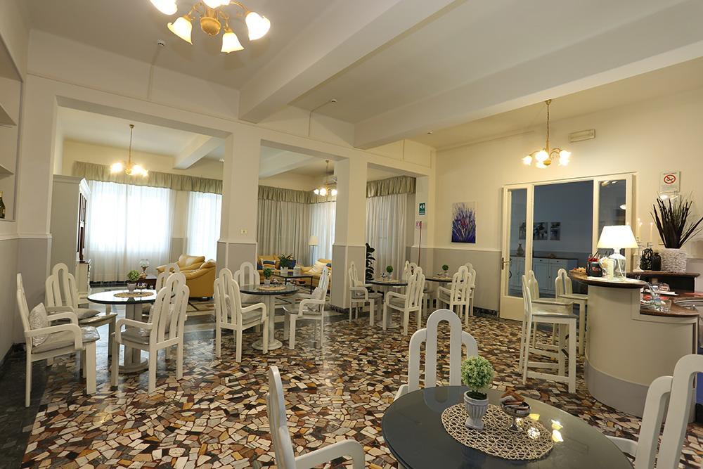 Hotel Nettuno Marina di Pietrasanta Zewnętrze zdjęcie